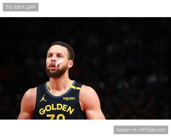 库里关键进攻犯规致勇士加时落败 球星生涯晚期面临新规挑战